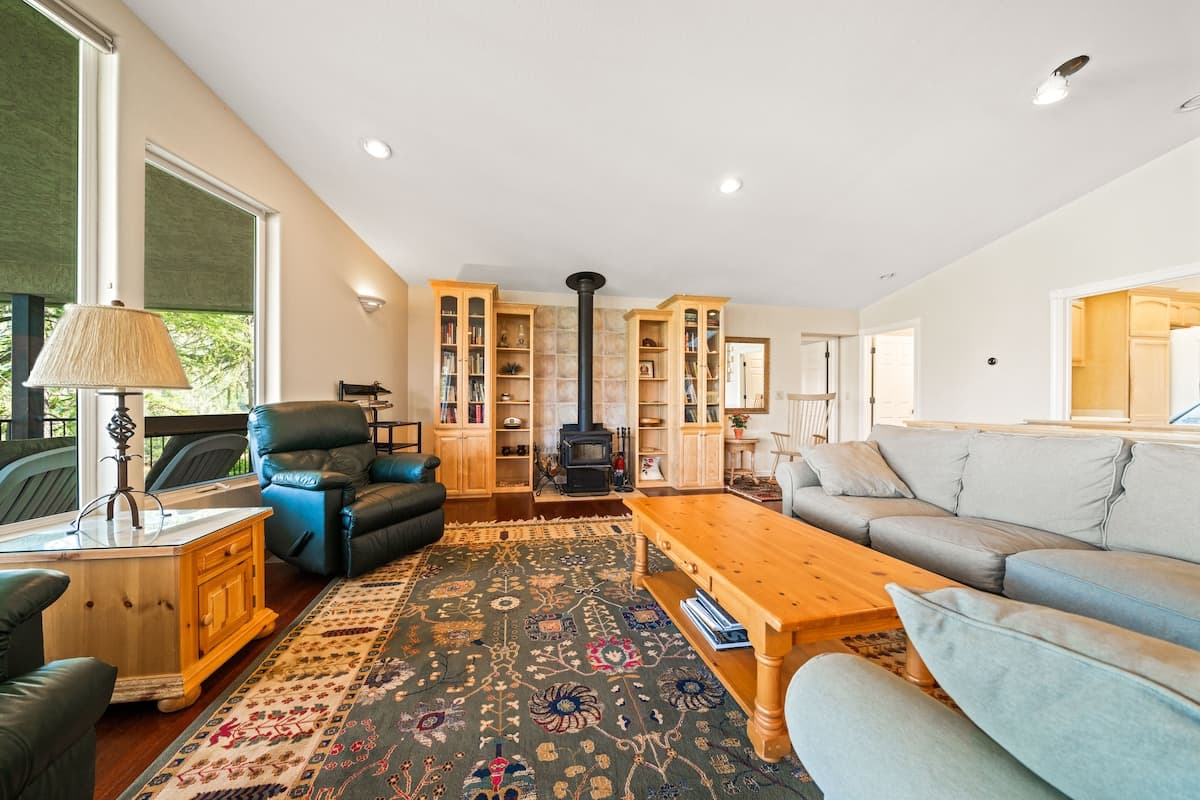 Your Holiday Zen Paradise with Stunning Lakeviews 4