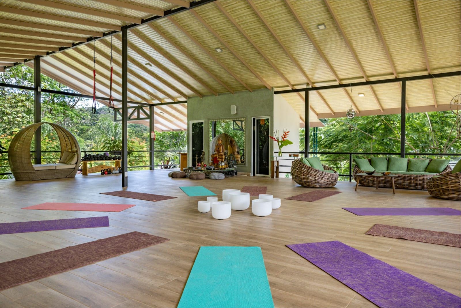 Luxurious 200-hour Yoga Teacher Training in Costa Rica!