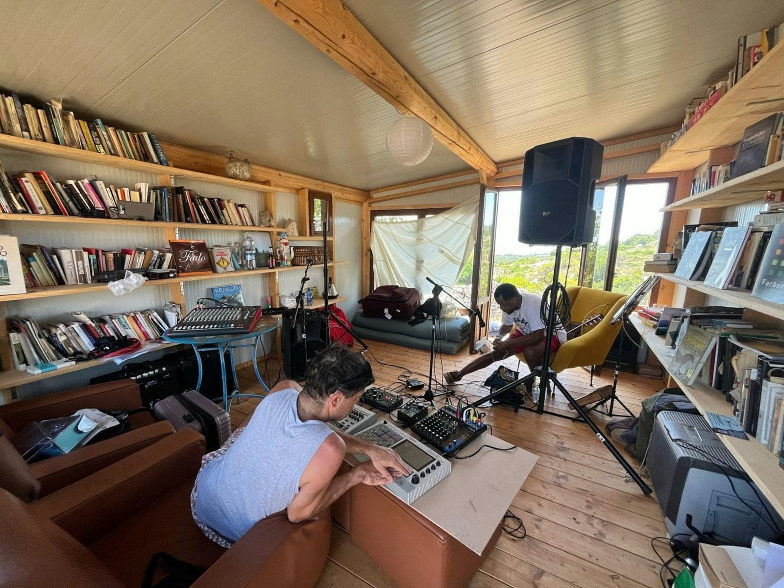 Creative Guitar Retreat in the Sicilian Mountains 4