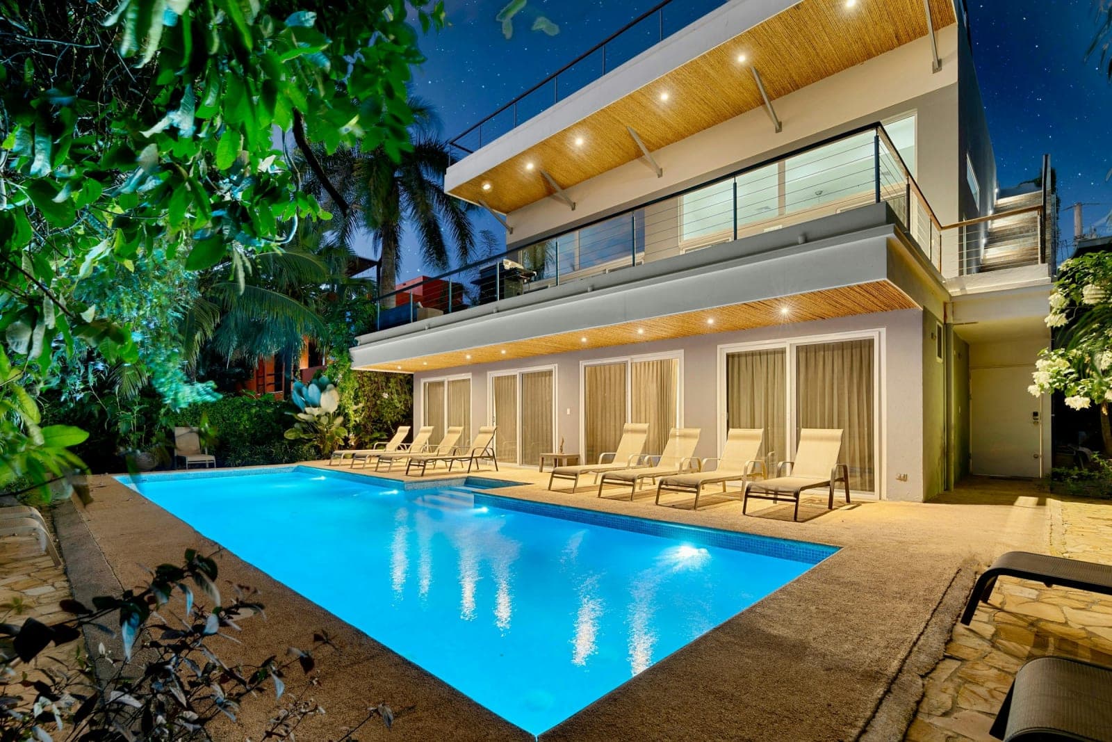 6 Day Yoga and Surf Retreat in Tamarindo, Costa Rica 4
