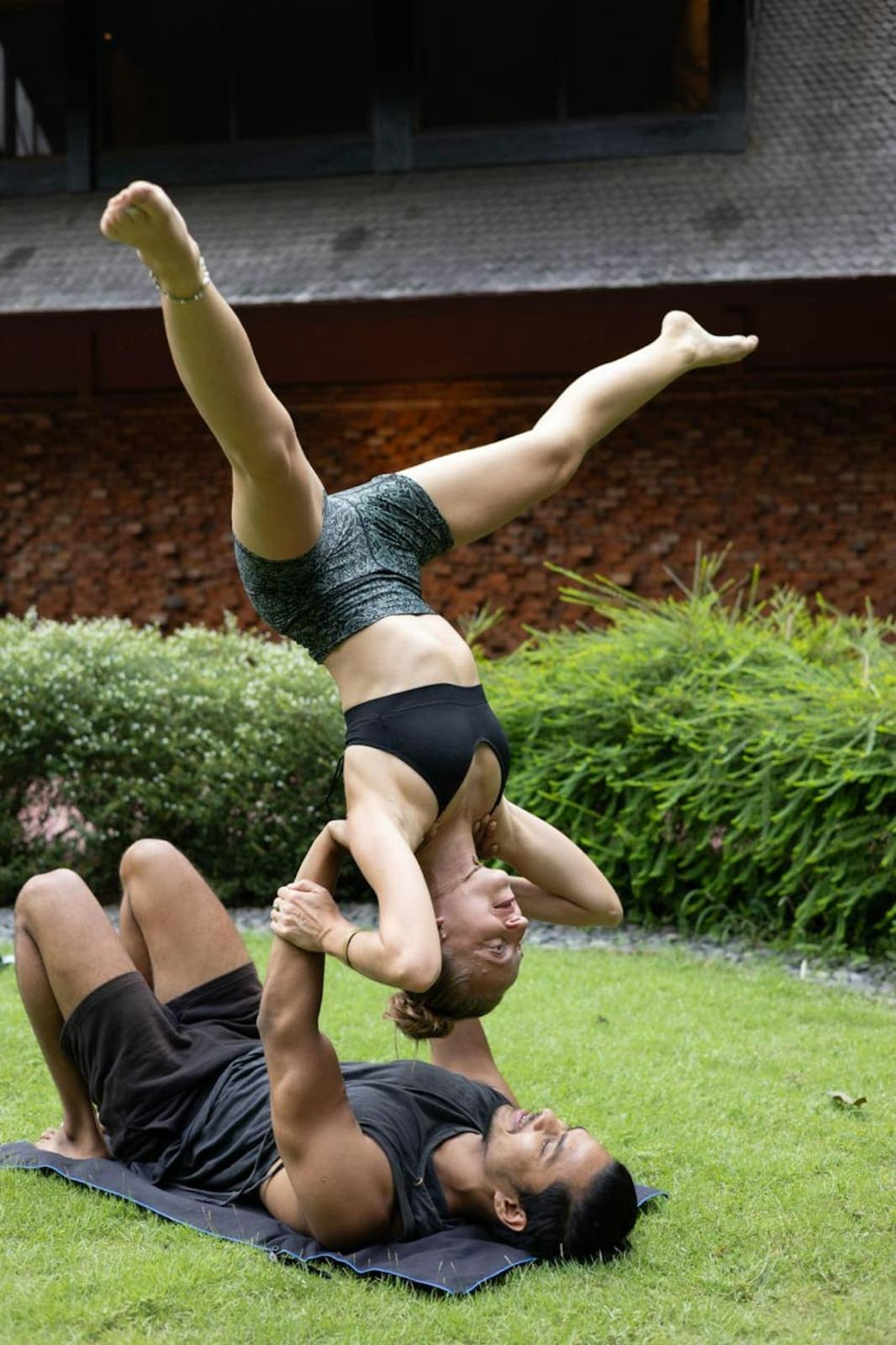 Private Acro Yoga Session in Ubud 4