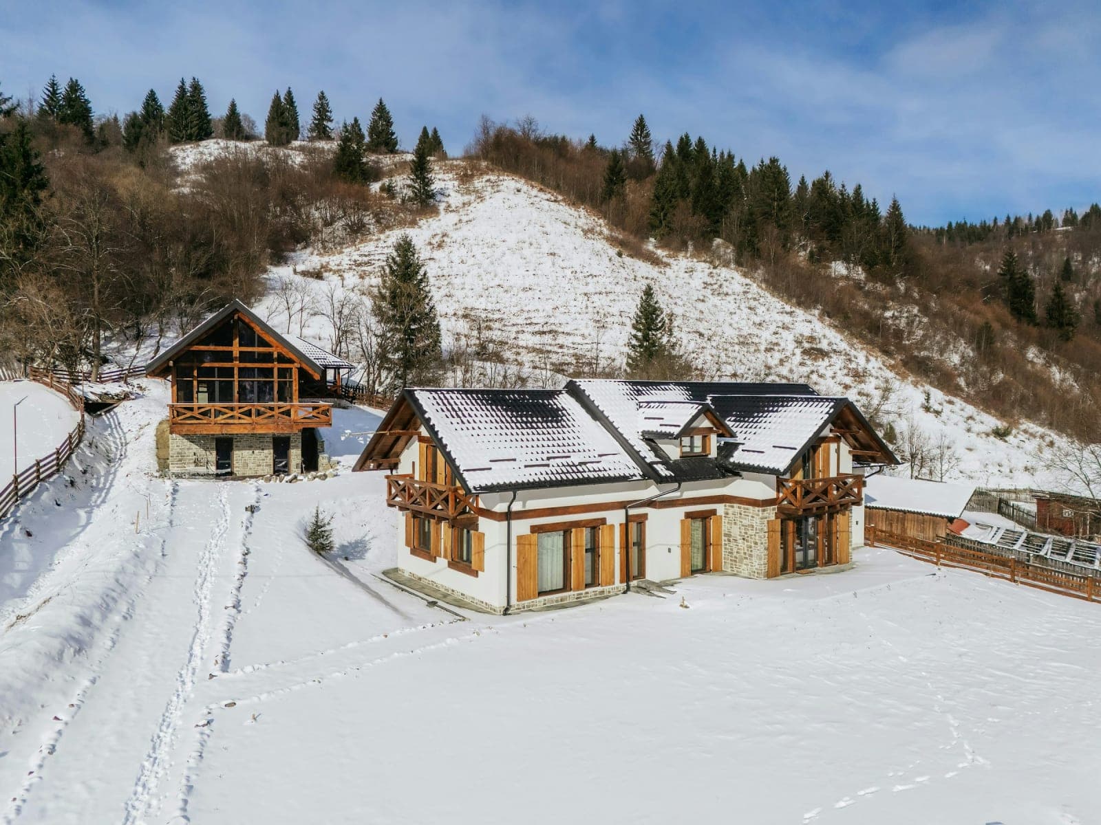 Chalet and retreat center in Bucovina, Romania 1