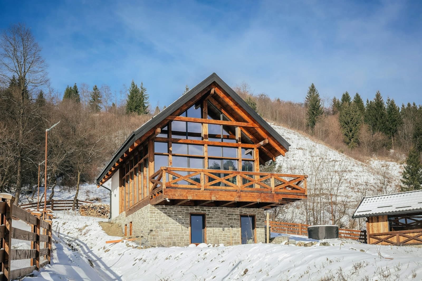 Chalet and retreat center in Bucovina, Romania 3