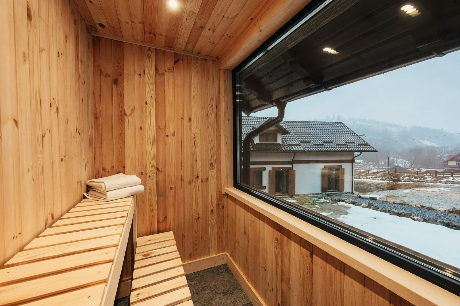 Chalet and retreat center in Bucovina, Romania 4