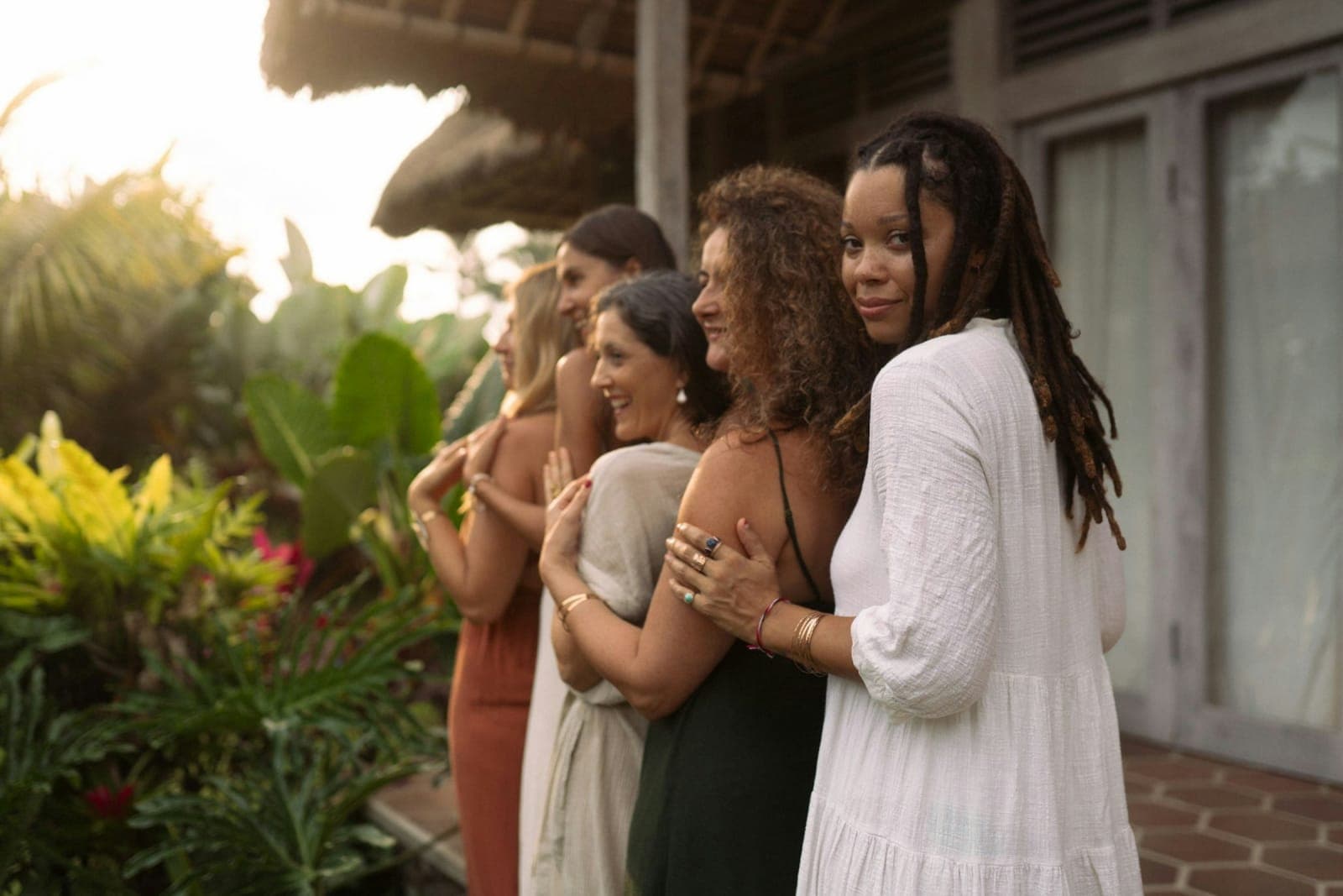 5 Day -The Feminine Way: From Burn-out to Magnetic Radiance, 1