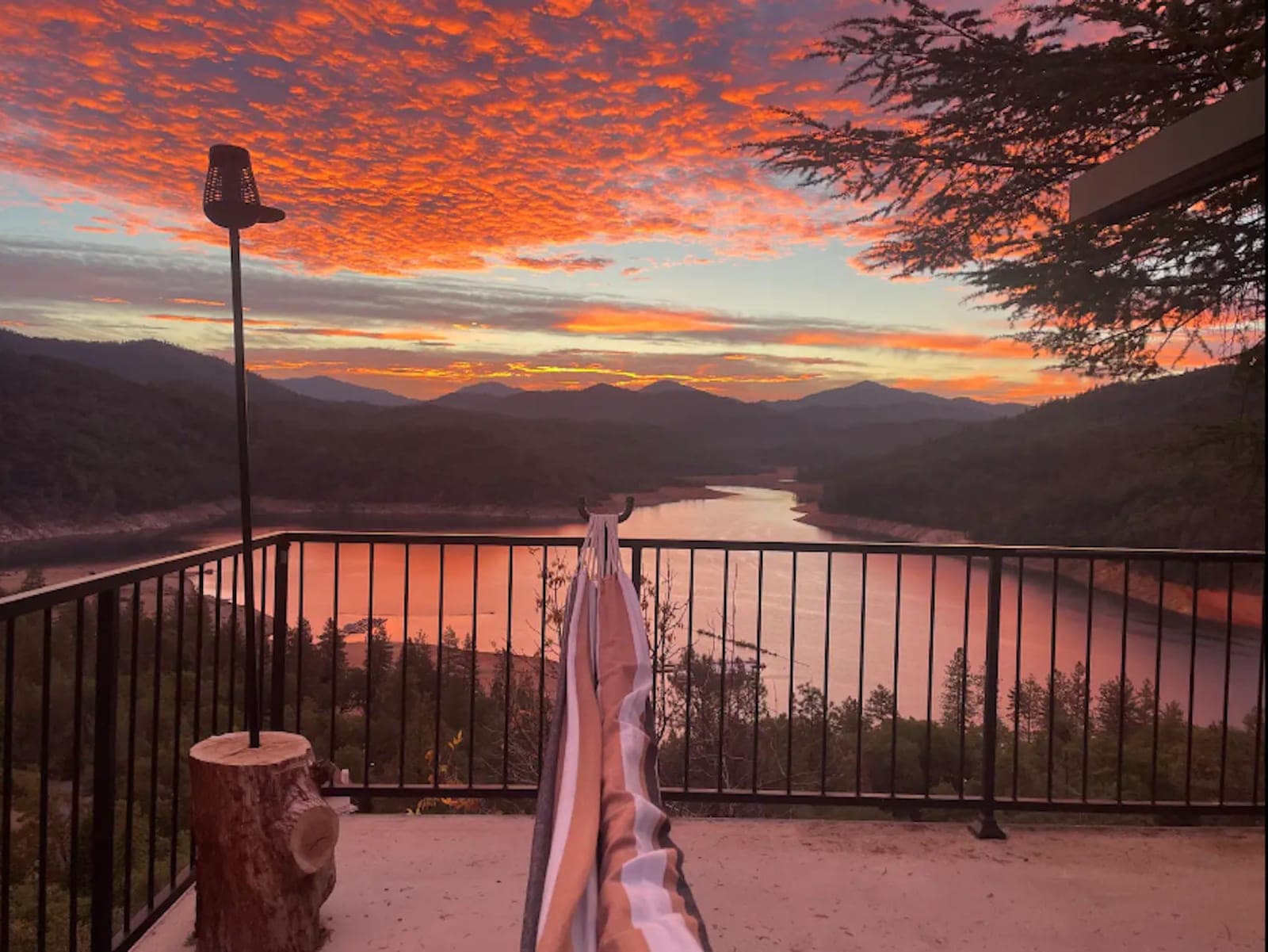 Your Holiday Zen Paradise with Stunning Lakeviews